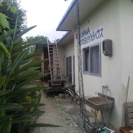 Okinawa Motobu Guest House Exterior foto